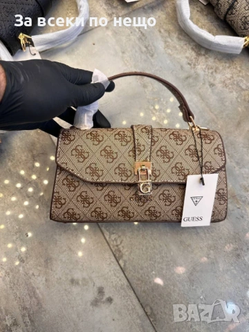 Guess Дамска Чанта Гес - Различни Цветове Код E1318, снимка 5 - Чанти - 53758444