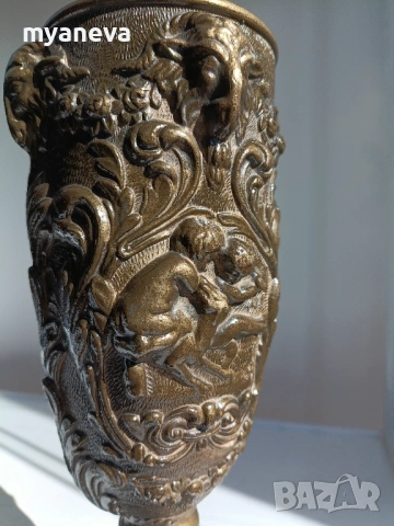 Барокова, италианска кана от две части с бокал. Метална с релефни изображения на херувими , снимка 9 - Статуетки - 53816537