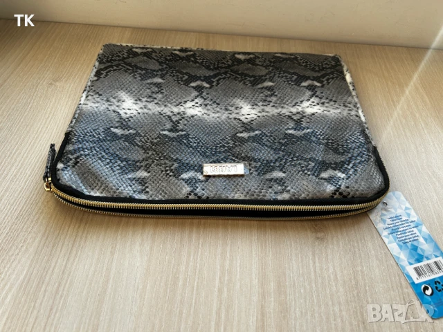 Продавам нов калъф / чантичка за таблет до 9,7", снимка 3 - Калъфи, кейсове - 51056151