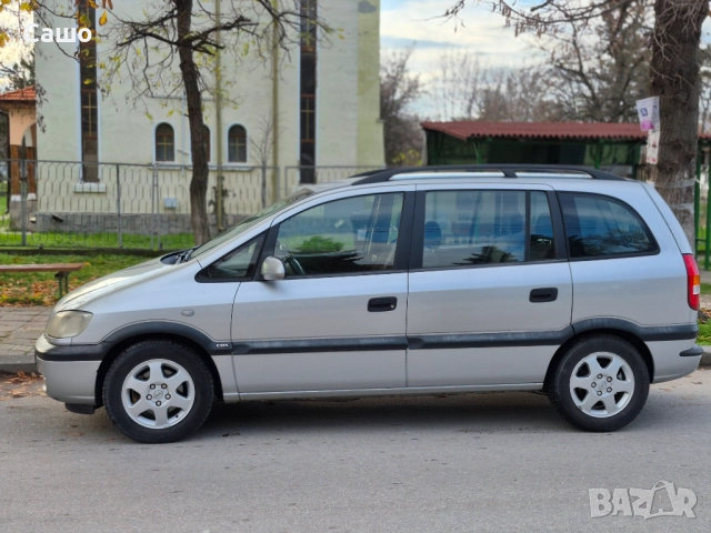 Опел Зафира 1.8 116 Газ ижкнц/Клима, снимка 11 - Автомобили и джипове - 52589638