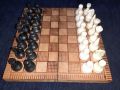 Шах в дървена кутия, снимка 1 - Шах и табла - 45687074