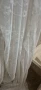 Продавам бяло перде с орнаменти цветя, снимка 7