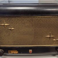 Старо лампово радио Philips BF.381.A, снимка 1 - Антикварни и старинни предмети - 45417415
