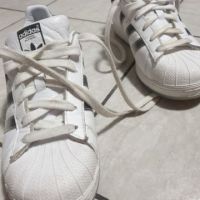 Adidas Superstar Перфектни мъжки маратонки размер 40, снимка 2 - Маратонки - 45190197