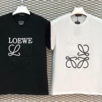 Дамска тениска с бродерия Loewe, снимка 1 - Тениски - 45423063