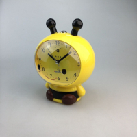 Детски настолен часовник с вградена силна аларма за по-лесно събуждане Пчеличка 16х10см , снимка 4 - Детски - 44995235