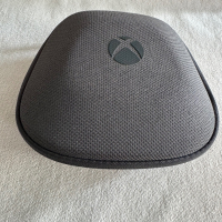 Оригинален калъф за джойстик Xbox one elite 2 , снимка 1 - Аксесоари - 45056256