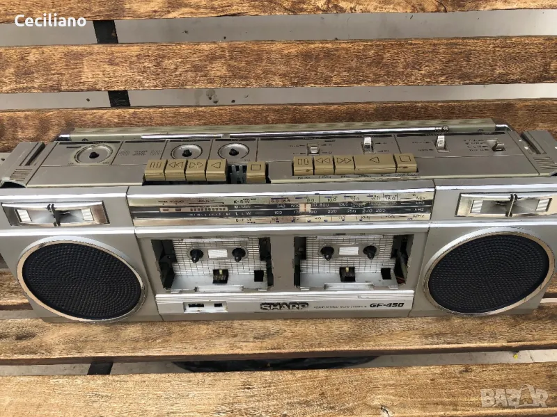 Радиокасетофон Sharp GF 450 -за Донор или части!, снимка 1