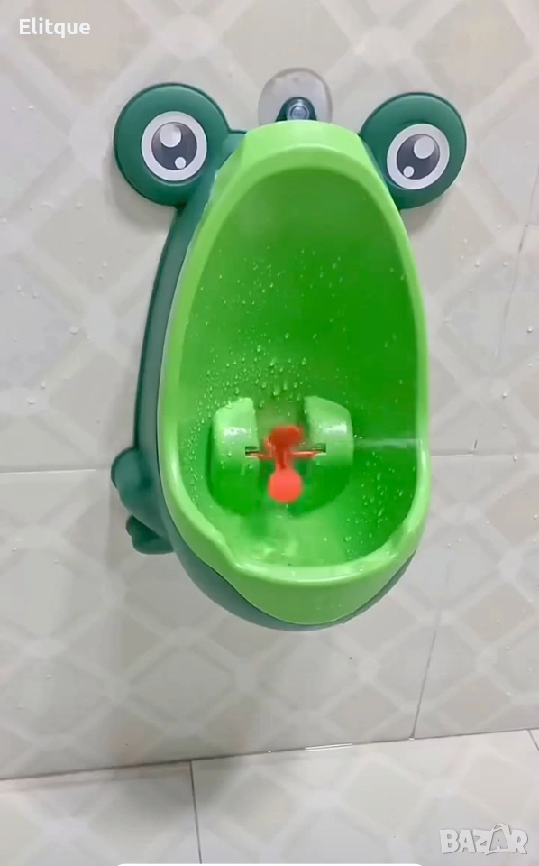 Писоар за деца под формата на жабка, снимка 1