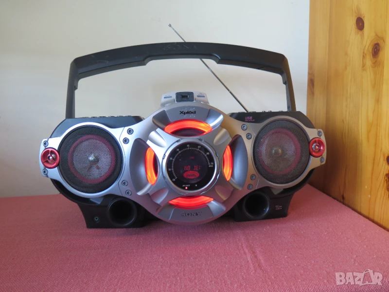 Sony CFD-RG880CP "Xplod" ,USB, радиокасетофон, снимка 1