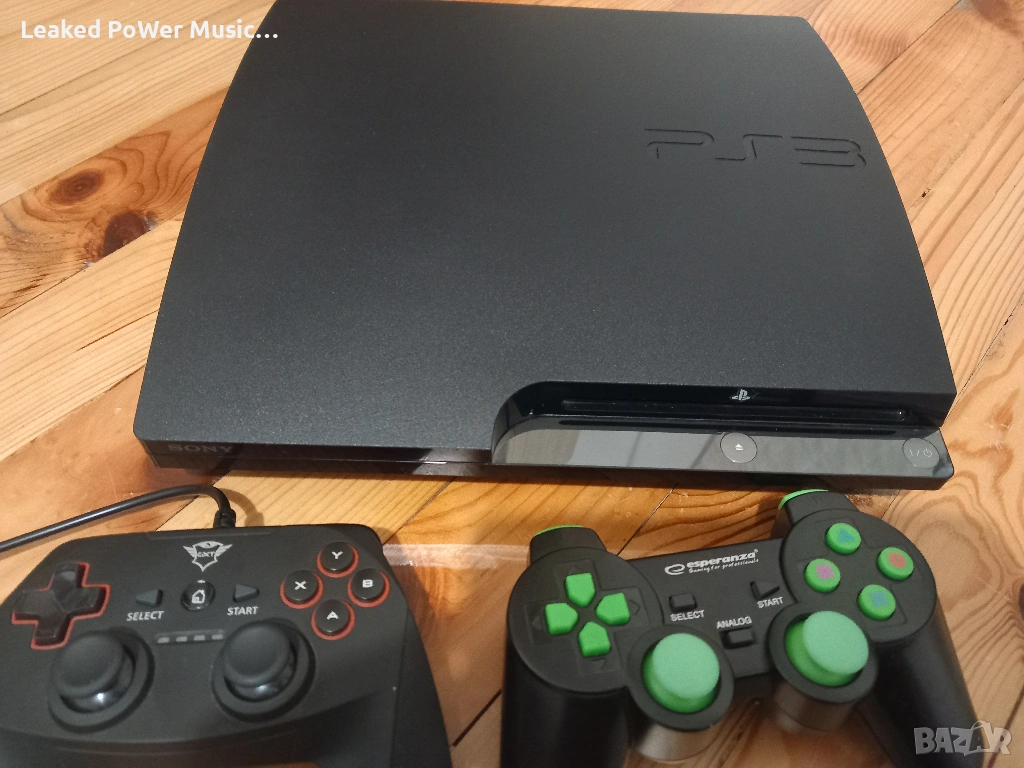 PS3 Slim 120GB Хакнат + игри, снимка 1