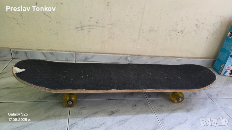 Скейтборд 80см на 20см., снимка 1