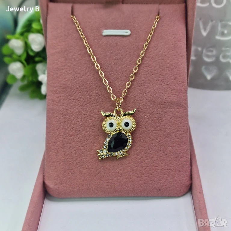  Златисто колие с черен камък, снимка 1