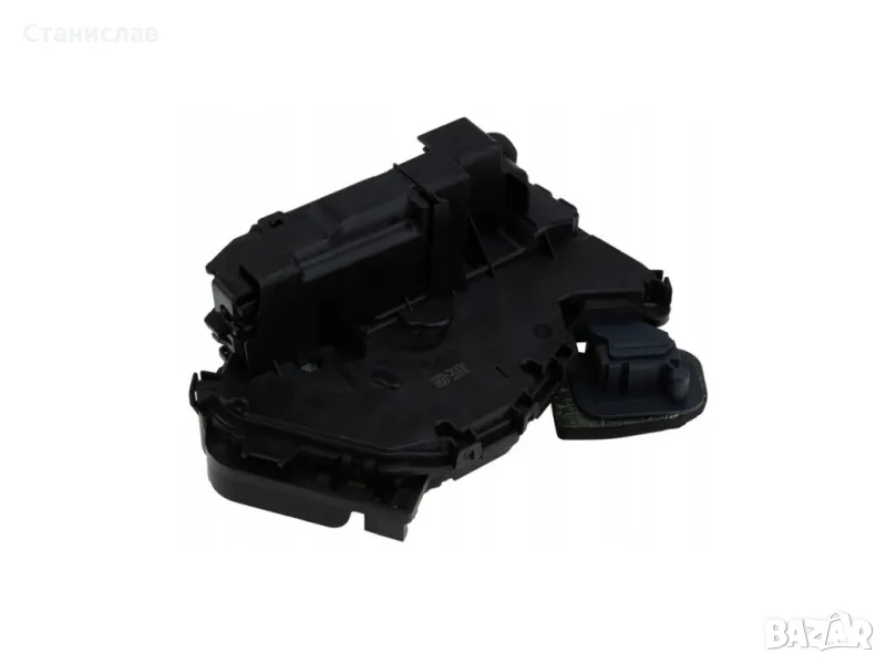  VW Passat B8 Брава за предна дясна врата , снимка 1