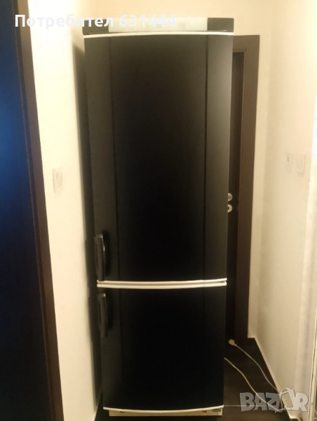 Хладилник с долен фризер Liebherr , снимка 1