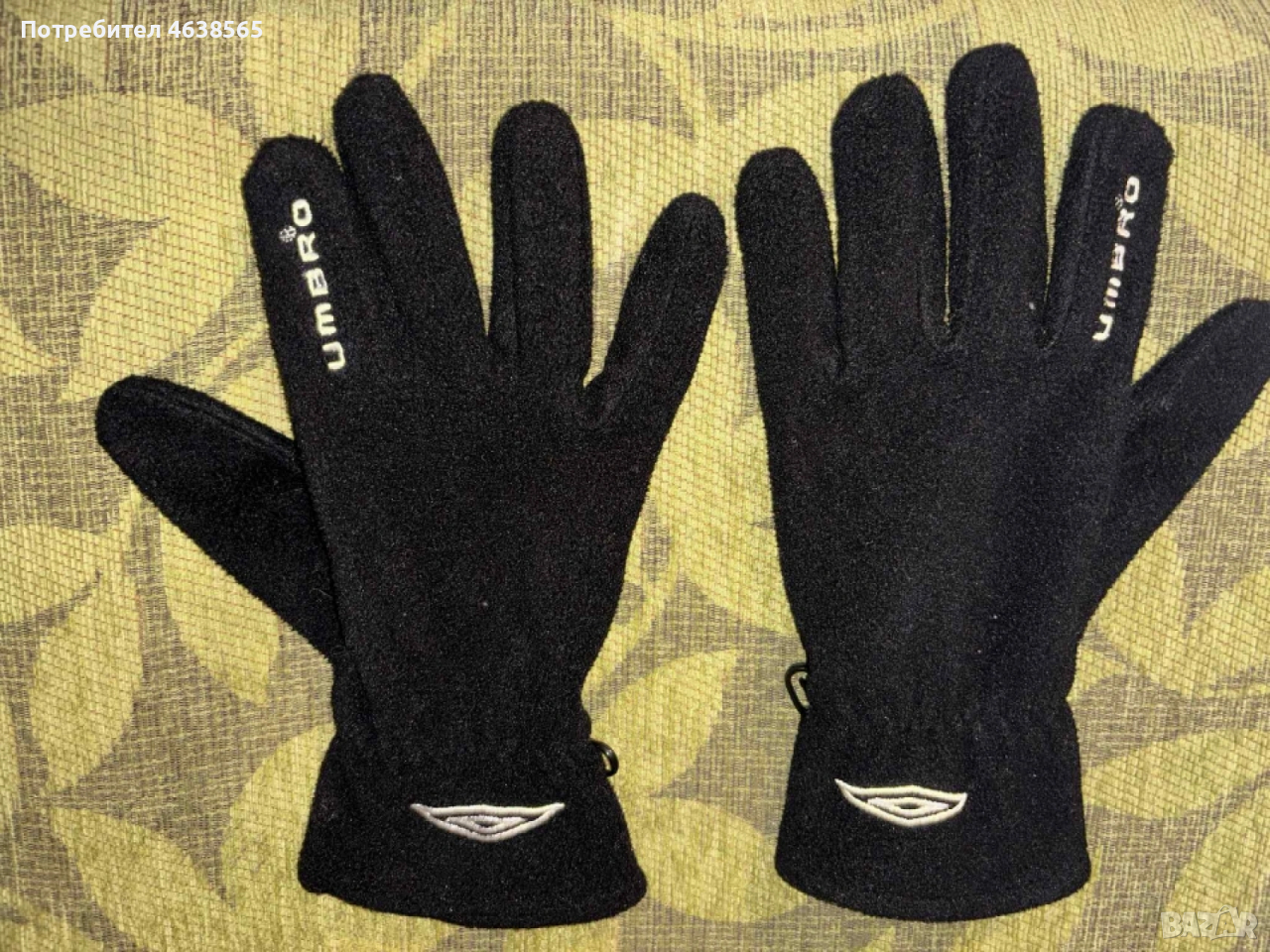 Зимни ръкавици Umbro, снимка 1