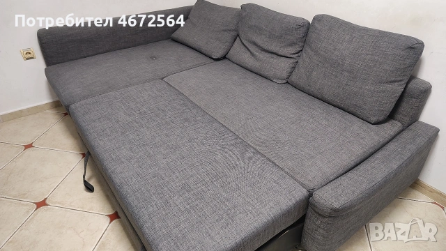 Ъглов разтегателен диван с ракла Икеа 