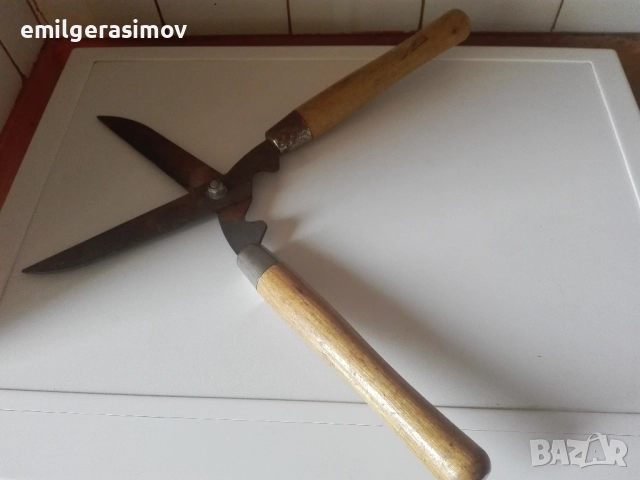 Стар бъкел за вода и ножица за храсти., снимка 10 - Антикварни и старинни предмети - 52253101
