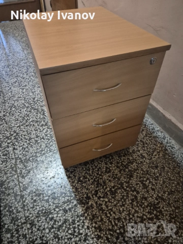 Шкафчета за бюро, снимка 4 - Шкафове - 53483450