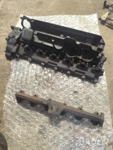 Всмукателен колектор -Изпускателен колектор-Bmw e60-e61-530d-218кс