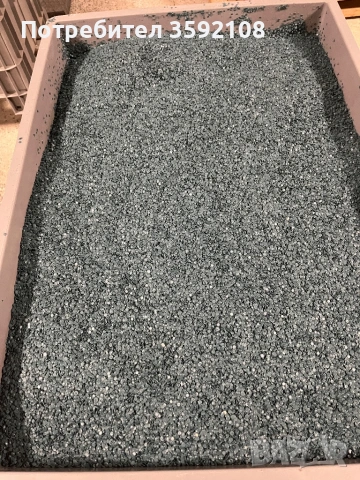 Продавам регранулат от HDPE , LDPE - натурално, млечно бяло, цветен и от стреч фолио. Млянка PET 