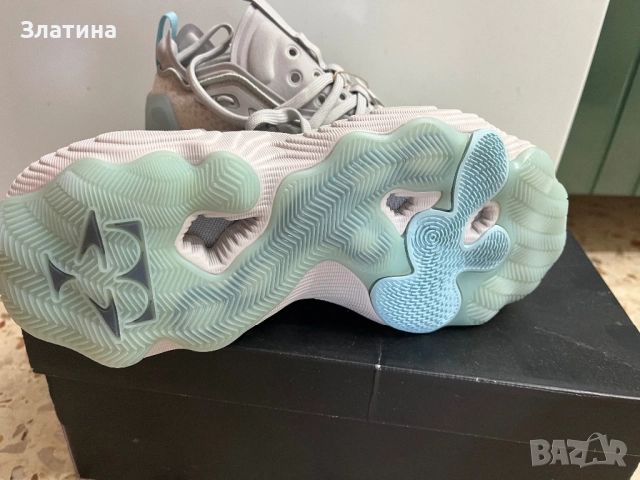 Маратонки Adidas, снимка 6 - Маратонки - 52845413