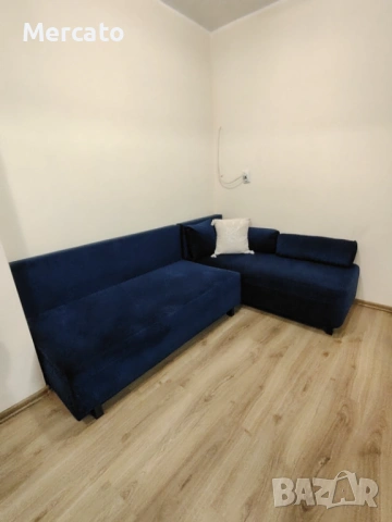 Син плюшен ъглов диван с функция сън, снимка 3 - Дивани и мека мебел - 54036865