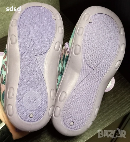 Детски пантофи 28 номер , снимка 3 - Детски пантофи - 53266102