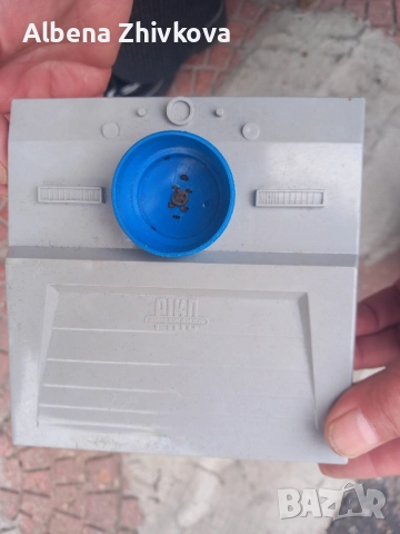 PIKO DZUNIOR с релси стрелка и захранваща, снимка 18 - Влакчета, самолети, хеликоптери - 52050764