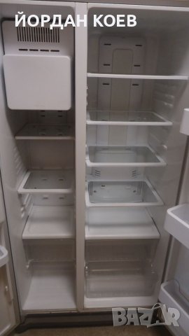 Хладилник с фризер SAMSUNG No Frost, снимка 3 - Хладилници - 45581380