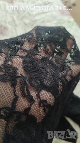 Две парчета фина черна дантела с рози, снимка 3 - Платове и дамаски - 50667740