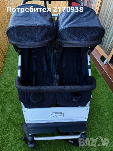 Количка за близнаци Mountain Buggy Duet v3 black , Маунтайн Бьги дует, снимка 2 - Стоки за близнаци - 53266002