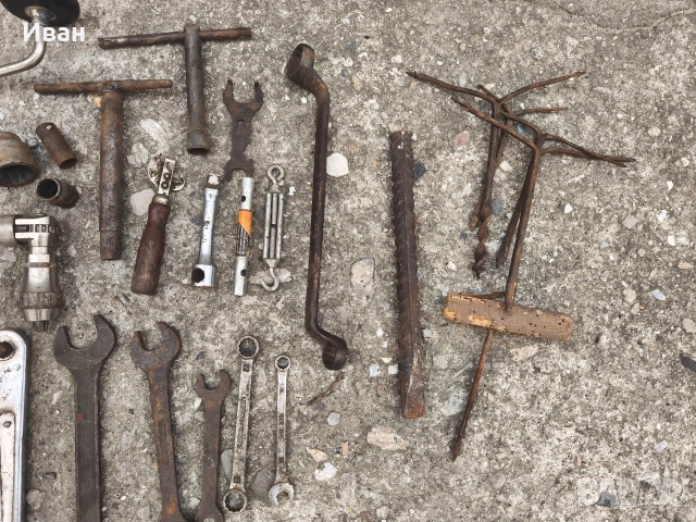 Лот инструменти / Цената е за всичко , снимка 8 - Ключове - 54104612