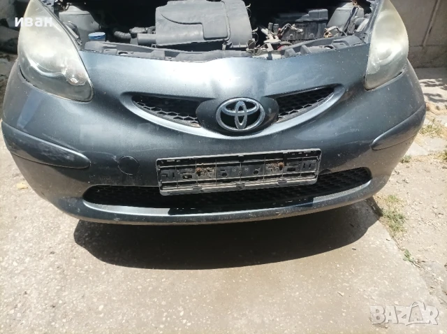 Тойота Айго 1.0 бензин. 68 кс. 1KR. 2009 год. На части. , снимка 13 - Автомобили и джипове - 51259527