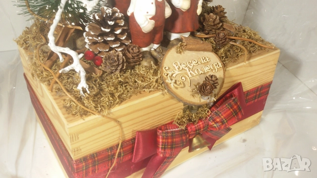 Коледна подаръчна декорация с дървена кутия в целофан, снимка 9 - Декорация за дома - 51708407