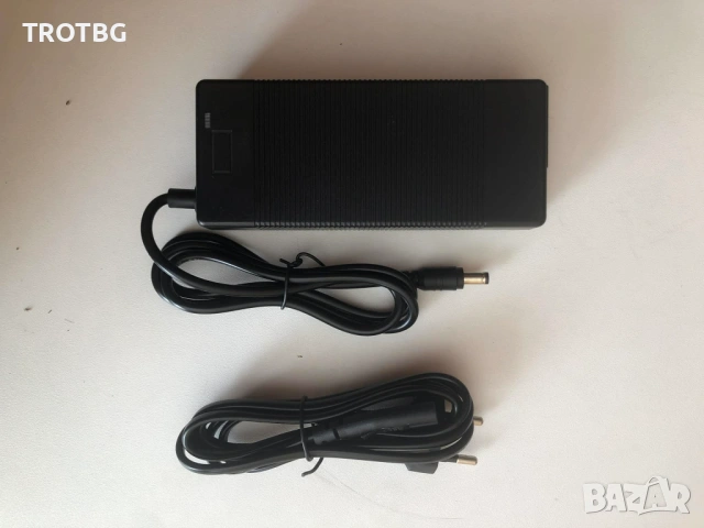 Зарядно 42V 2A с порт 5.5×2.1 mm за електрически велосипеди, снимка 3 - Друга електроника - 54046314