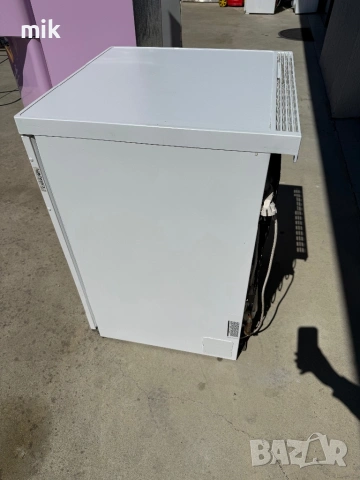 Професионален малък хладилник Либхер FKU 1800, снимка 3 - Хладилници - 54108023