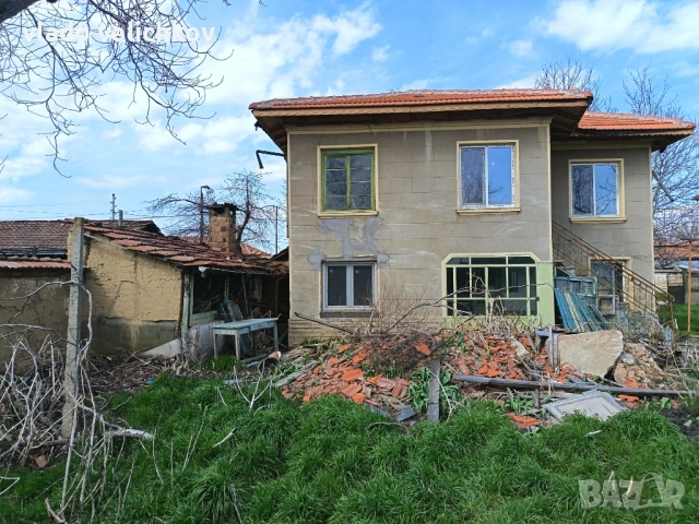 Продавам имот в село Ресен обл Велико търново, снимка 5 - Къщи - 53990801