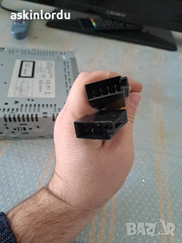 Sony CDX-GT24 авторадио/cd плеър, снимка 2 - Ресийвъри, усилватели, смесителни пултове - 52847880