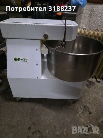 Професионална тестомесачка Fimar 42 литра, снимка 6 - Обзавеждане на кухня - 54041856