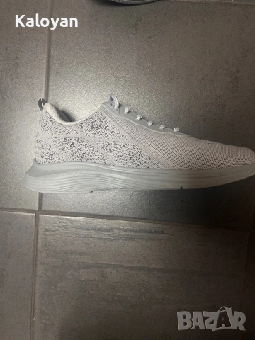 Сиви обувки, снимка 3 - Маратонки - 54013509