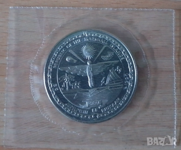 5 долара 1990 UNC Героите от битката за Британия, снимка 2 - Нумизматика и бонистика - 50575341