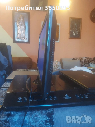 телевизор на 220 и на 12 волта подходящ както за дома така и за кола каравана или кемпер., снимка 2 - Телевизори - 53721447