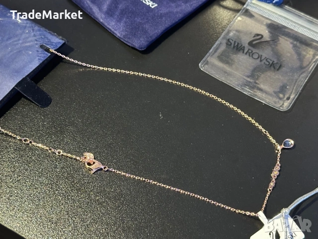 Ново Дамско Колие с висулки Swarovski Swarovski Duo Evil Eye Pendant във финиш розово злато, снимка 5 - Колиета, медальони, синджири - 54279870