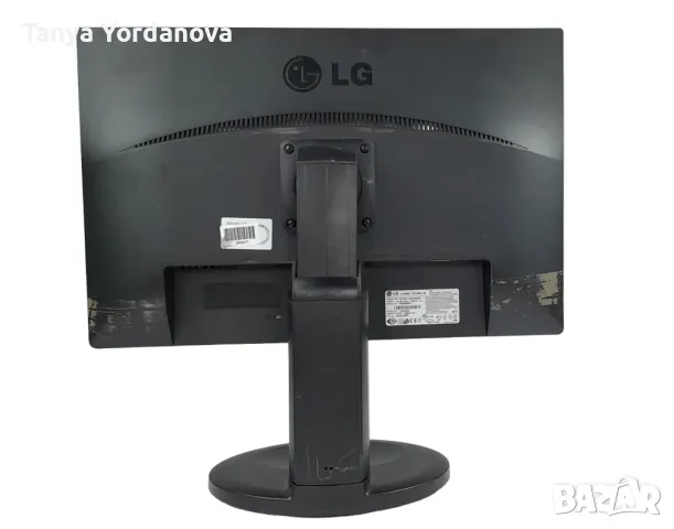 LG W2242T, снимка 2 - Монитори - 46965128