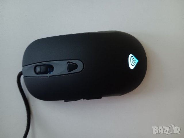 Мишка Genesis, снимка 2 - Клавиатури и мишки - 46280631