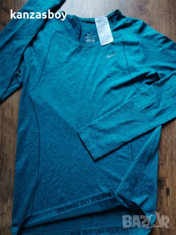 Nike Dri-Fit Knit - страхотна дамска блуза КАТО НОВА М, снимка 2 - Блузи с дълъг ръкав и пуловери - 52458208