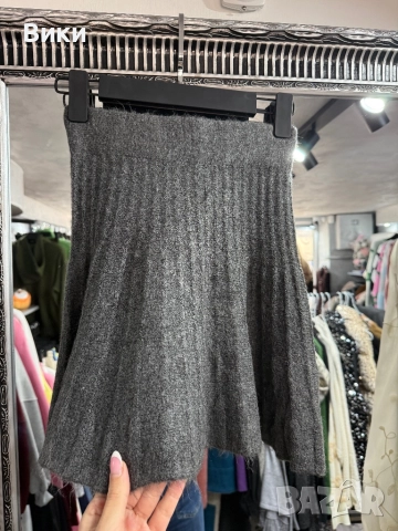 Пола в размер S, снимка 2 - Поли - 52927236