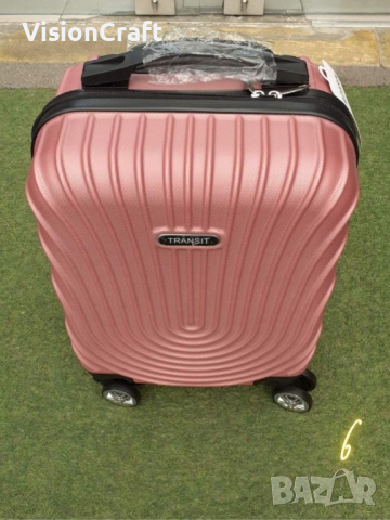 Стилен куфар с колелца за ръчен багаж с твърдо покритие 40/30/20см, снимка 6 - Куфари - 44995438