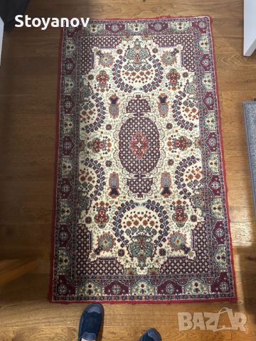 Продавам малък вълнен персийски килим 95х170 см., снимка 3 - Килими - 45811312